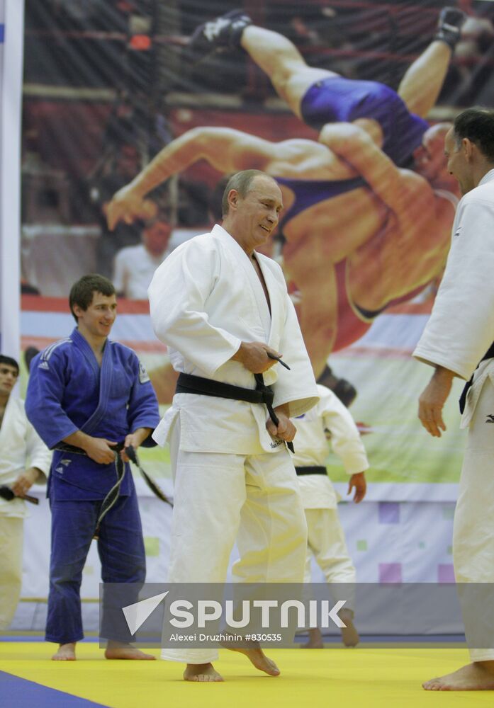 Vladimir Putin attends judo training session