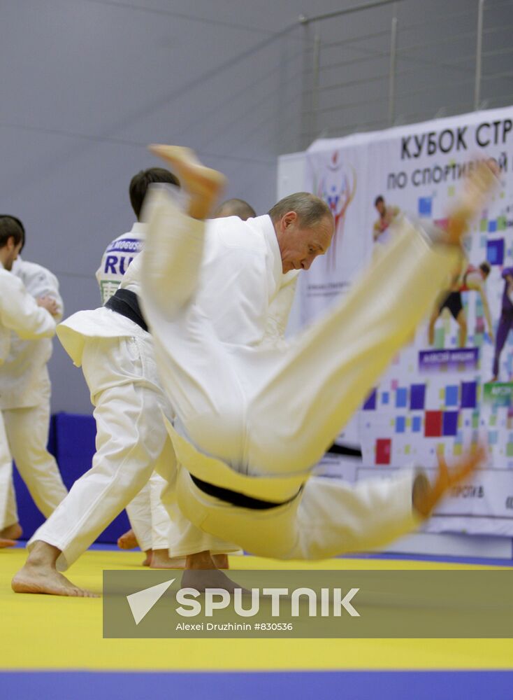 Vladimir Putin attends judo training session