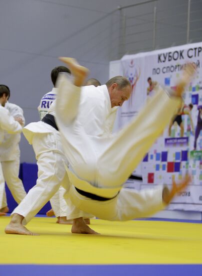 Vladimir Putin attends judo training session