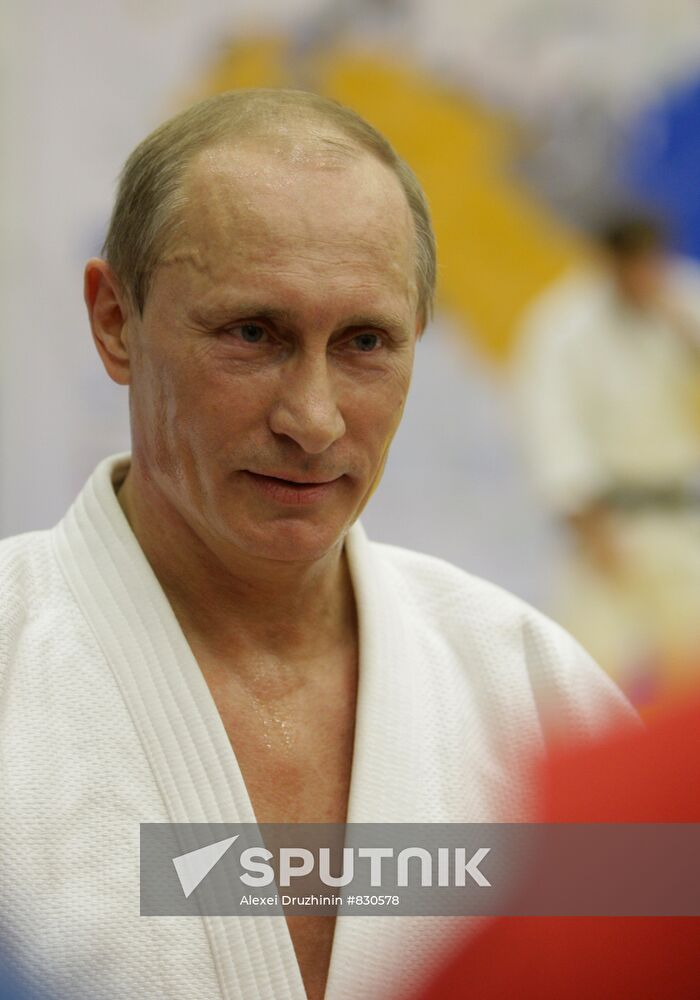 Vladimir Putin attends judo training session