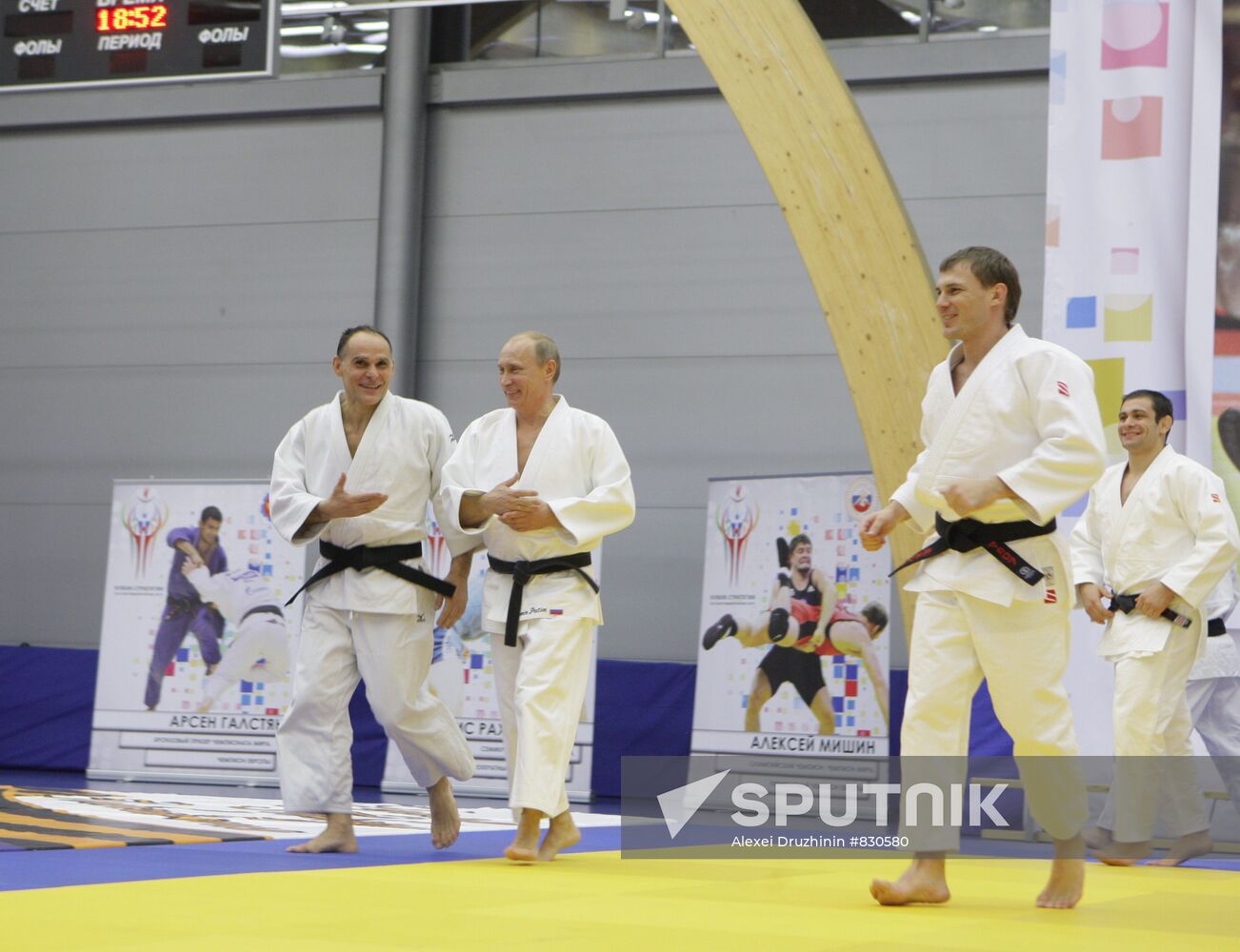 Vladimir Putin attends judo training session