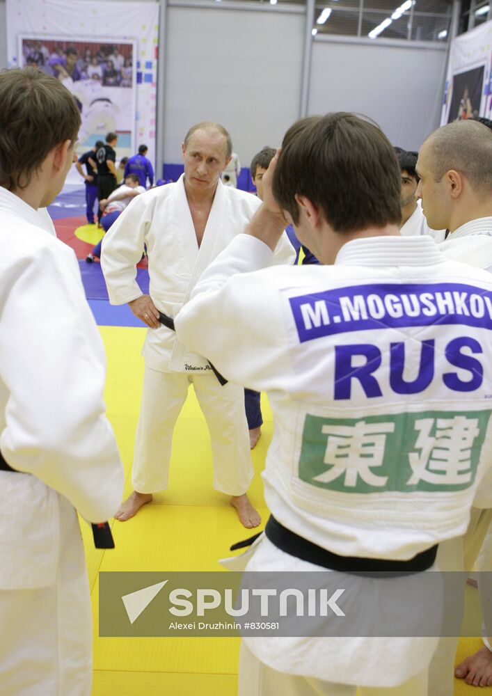 Vladimir Putin attends judo training session