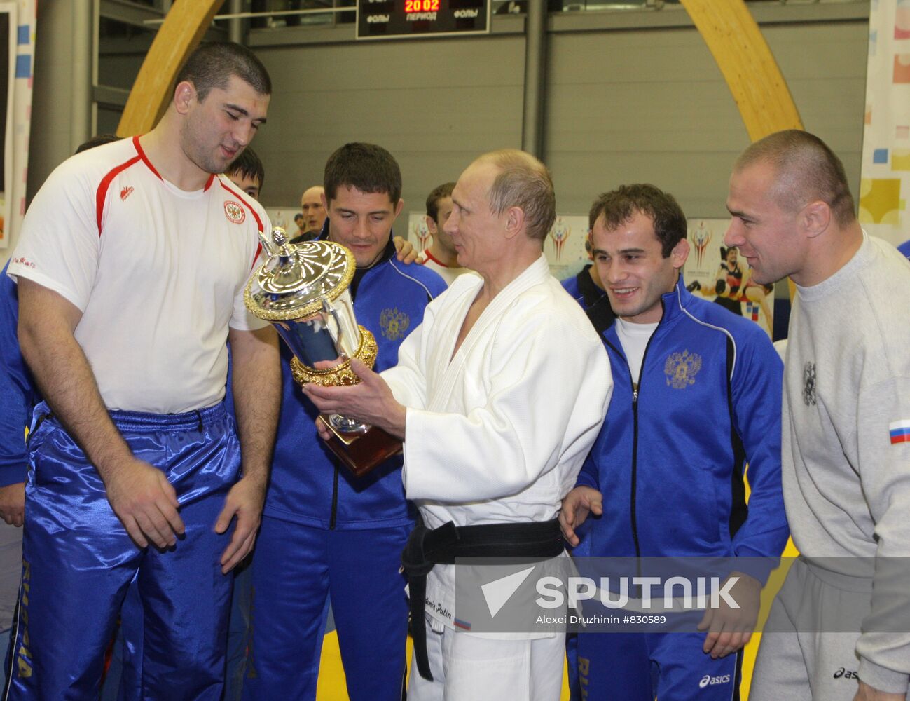 Vladimir Putin attends judo training session