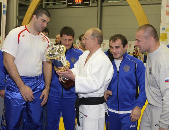 Vladimir Putin attends judo training session