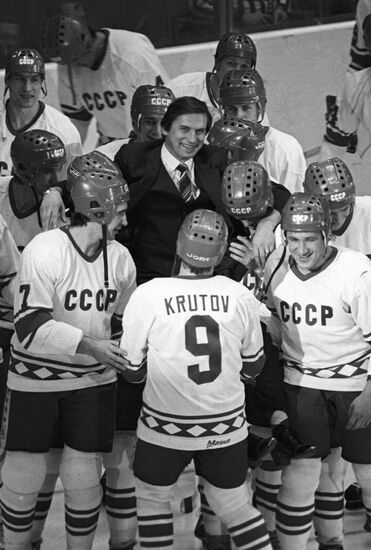 USSR team performs in competition for prize of Izvestia