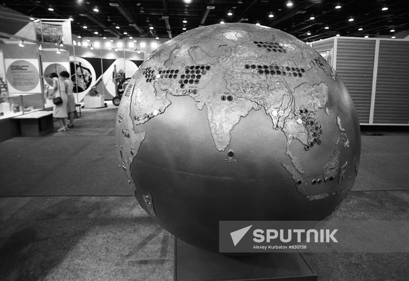 Globe
