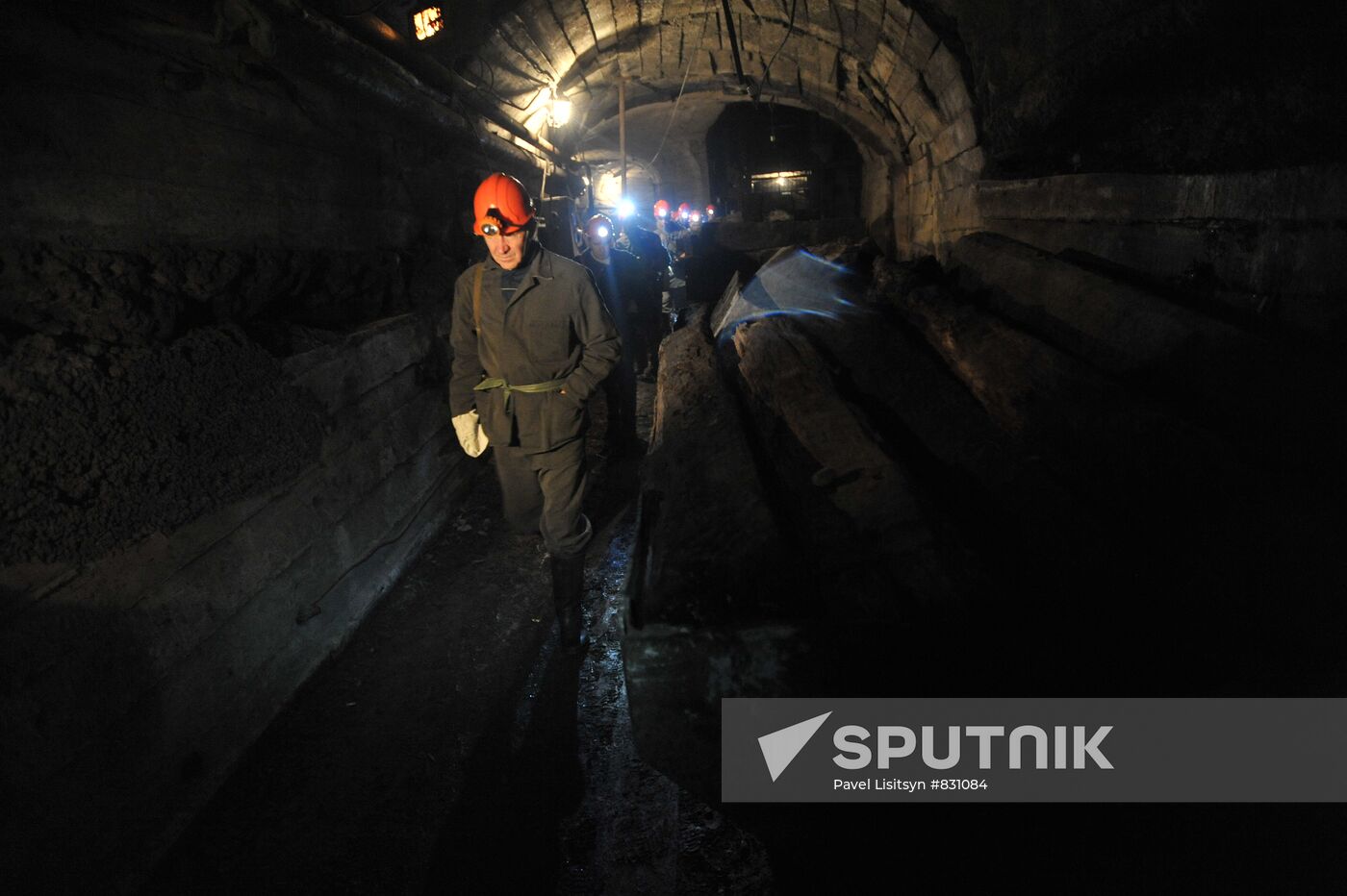 Sverdlovsk Region's Magnetitovas mine in operation