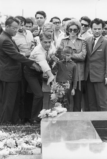 Georges Cheiko at Piskarevskoye Memorial Cemetery