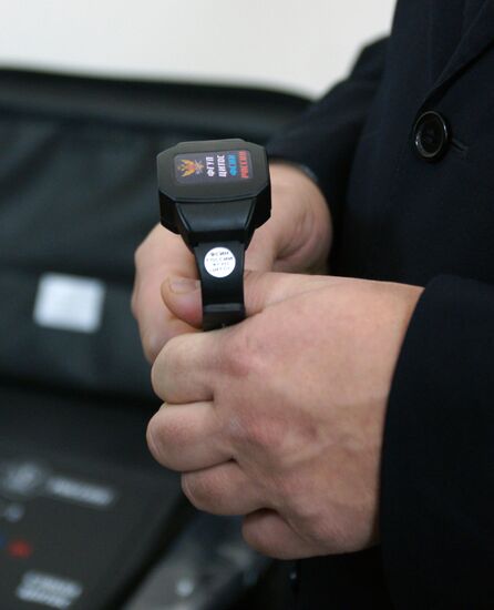 Production and testing of electronic bracelets for offenders