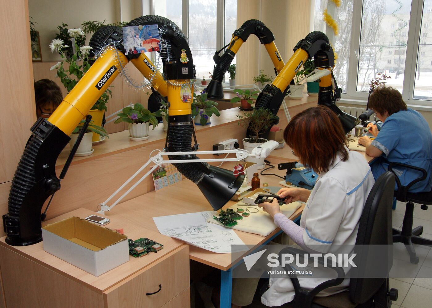 Production and testing of electronic bracelets for offenders