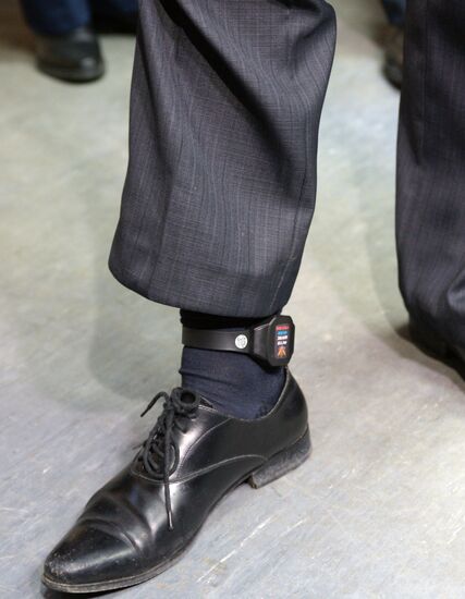 Production and testing of electronic bracelets for offenders
