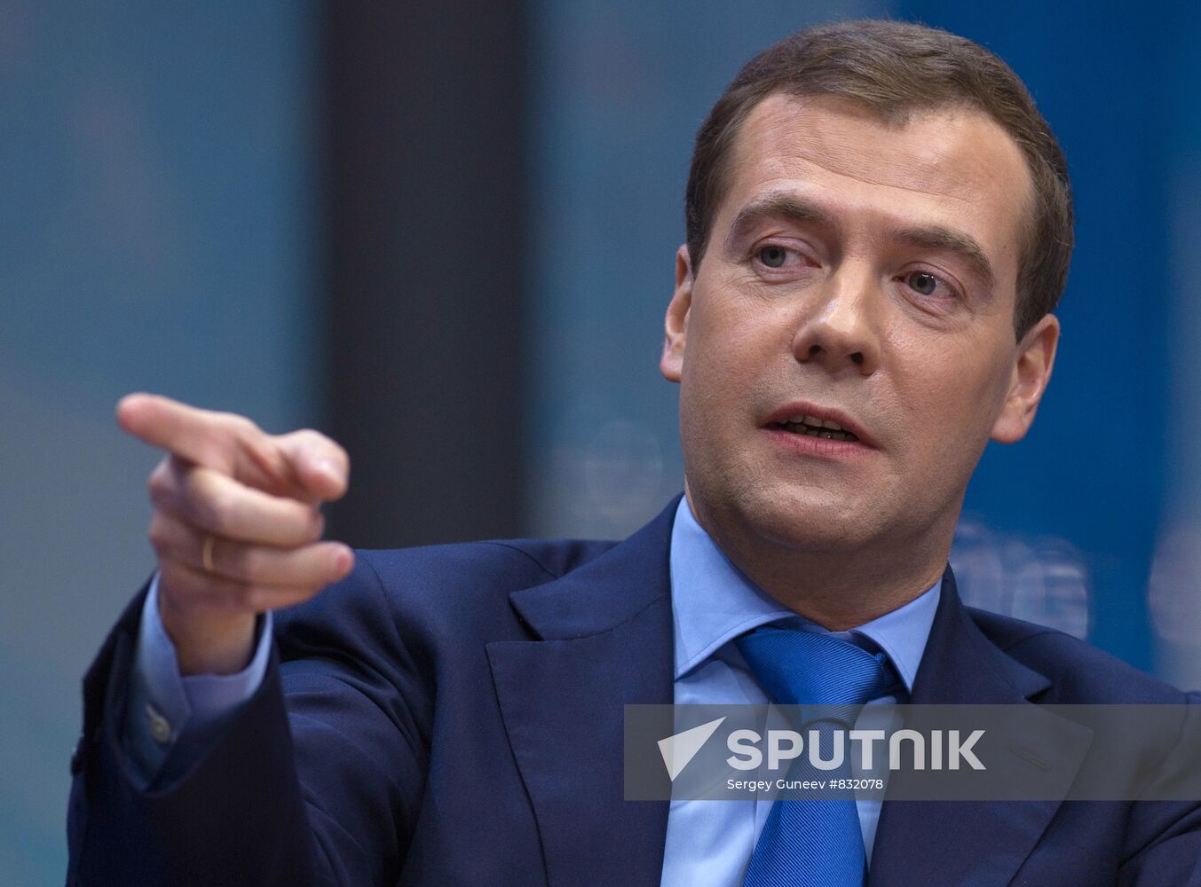 Dmitry Medvedev gives year-end live interview to top channels