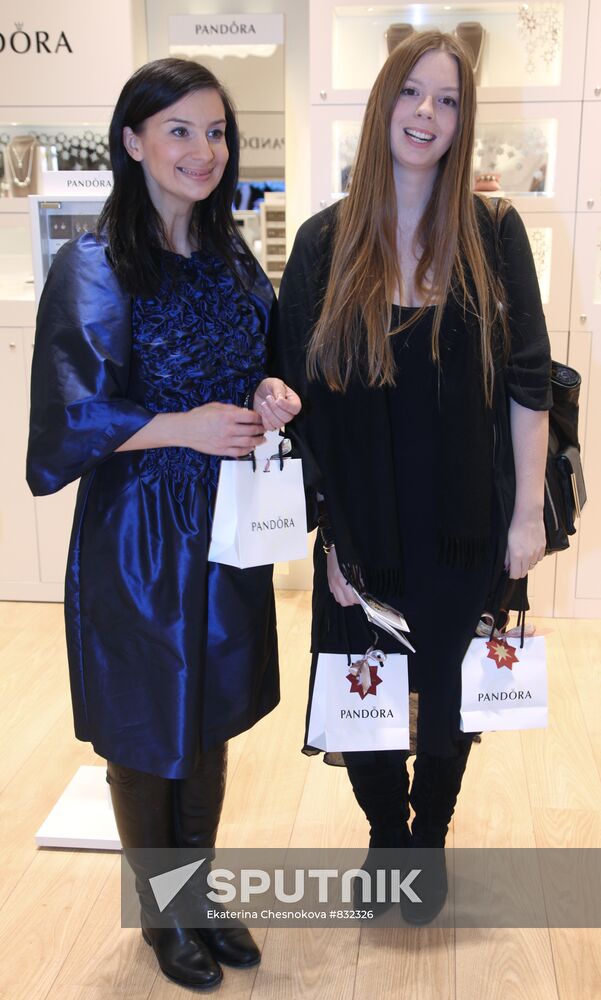 Ekaterina Strizhenova and her daughter Anastasia