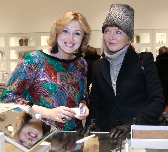 Elena Ishcheyeva and Larisa Verbitskaya