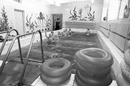 Kindergarten swimming pool