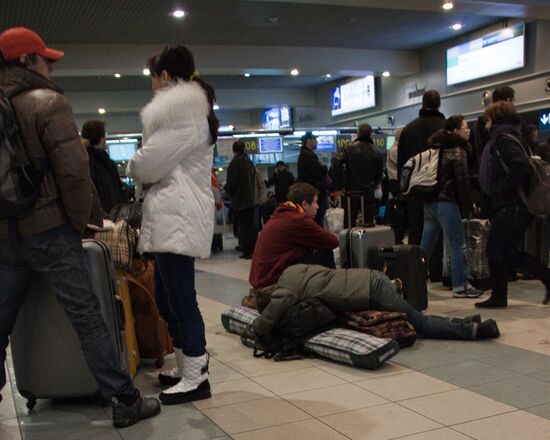 Flights delayed at Domodedovo Airport