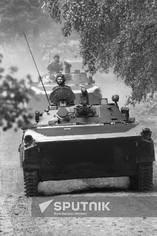 Motorized rifle platoon on the march