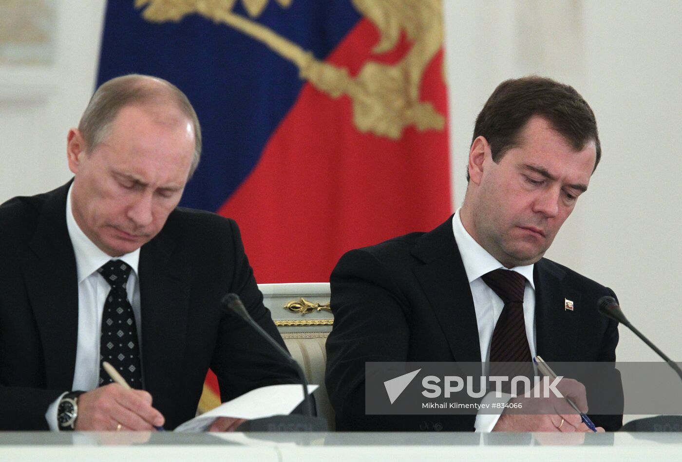 Dmitry Medvedev and Vladimir Putin attend State Council meeting