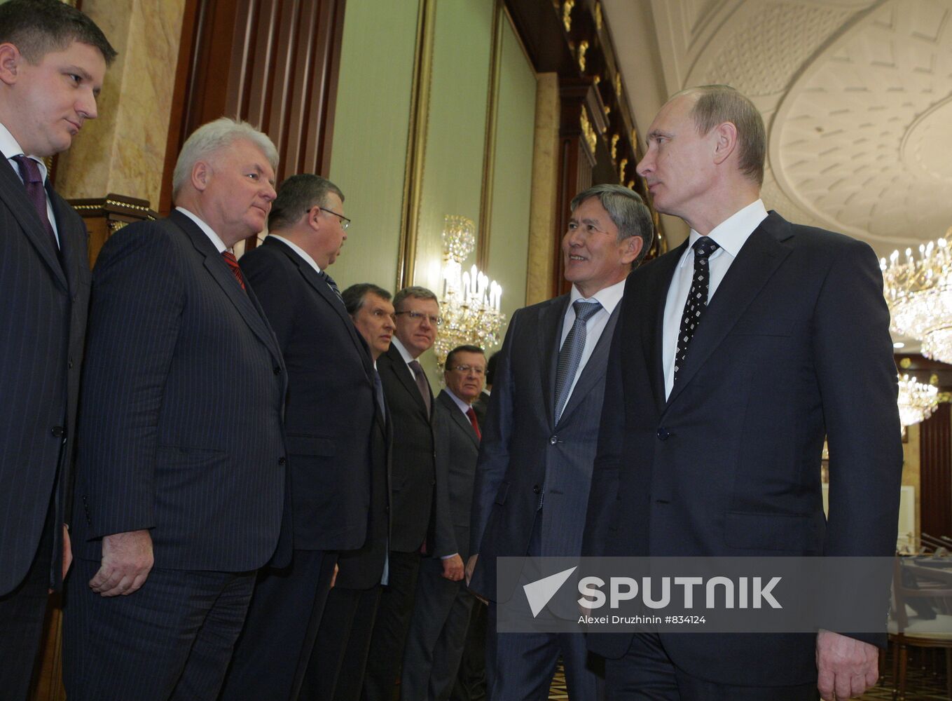 Vladimir Putin meets with Almazbek Atambayev