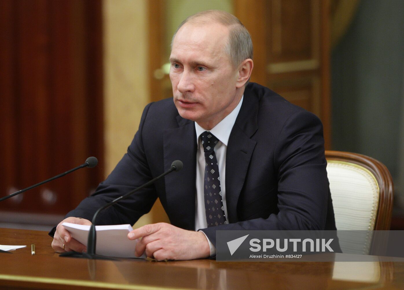 Vladimir Putin meets with Almazbek Atambayev