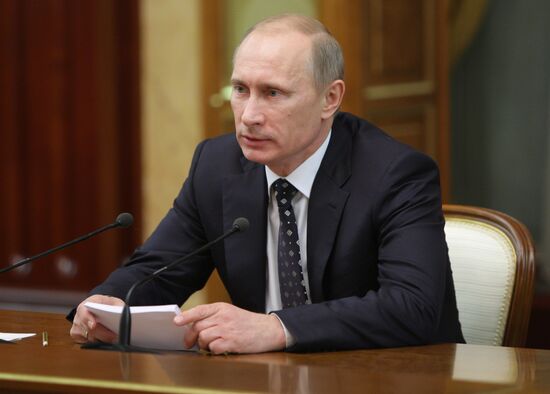 Vladimir Putin meets with Almazbek Atambayev