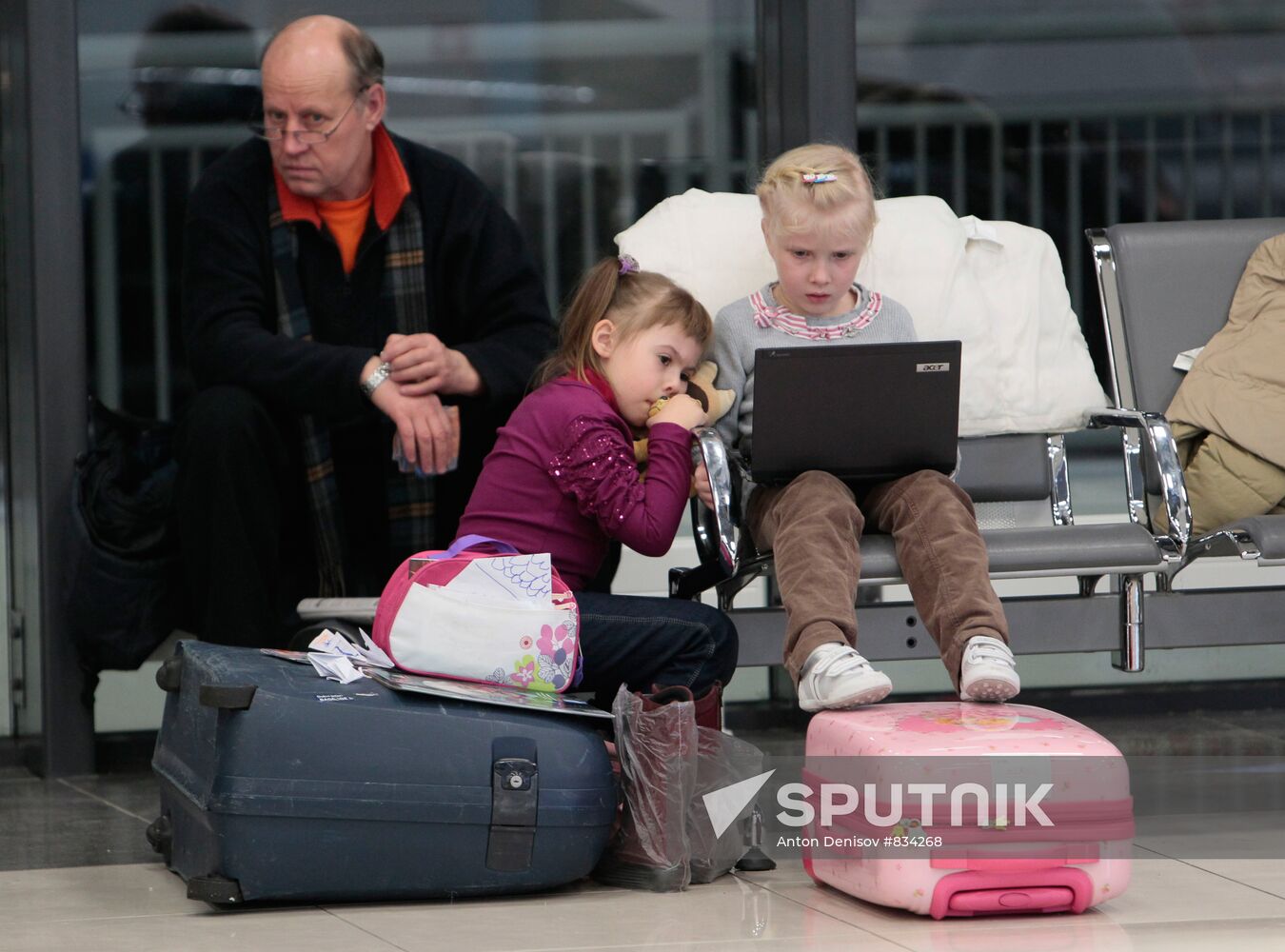 Flights delayed at Sheremetyevo Airport
