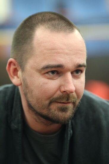 Cinema Union first members receive membership cards