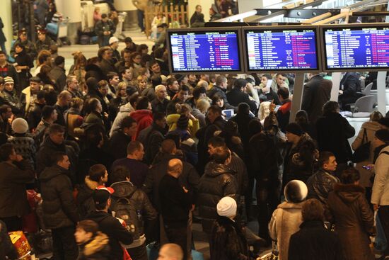 Flights delayed at Moscow airports