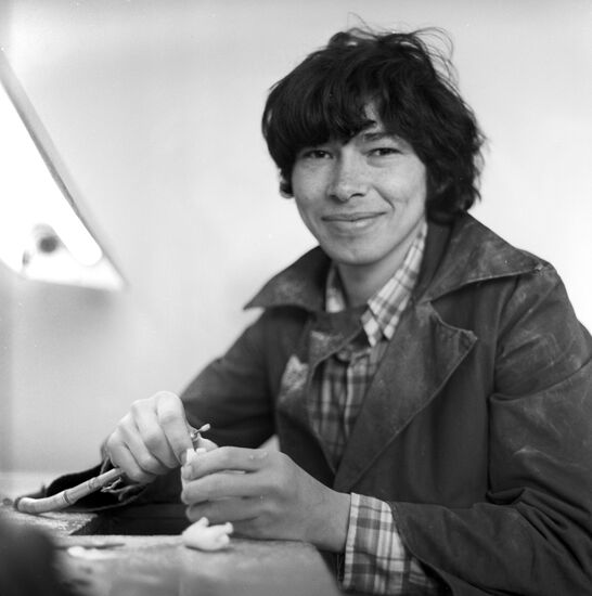 Bone carver Alexander Ignatovsky