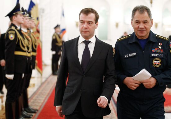 Ceremony to present Emergencies Ministry Banner at the Kremlin