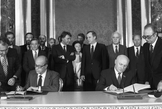 Soviet-Spanish agreement