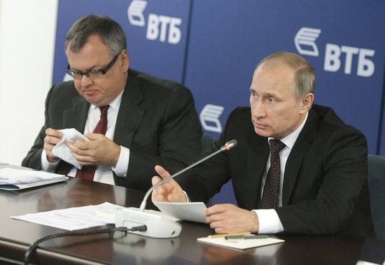 Vladimir Putin visits new VTB bank office