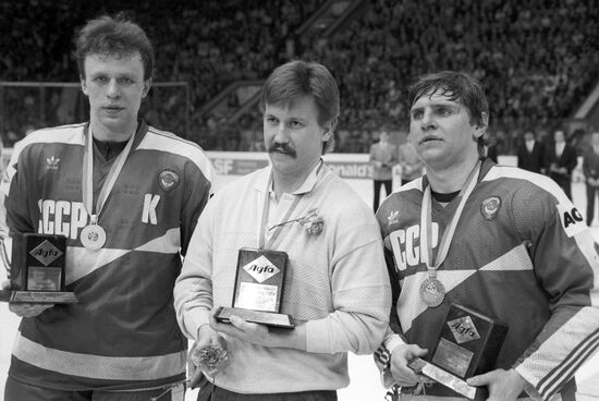 Best players of world and European hockey championships