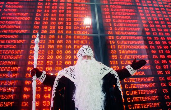 Grandfather Frost going to Saint-Petersburg