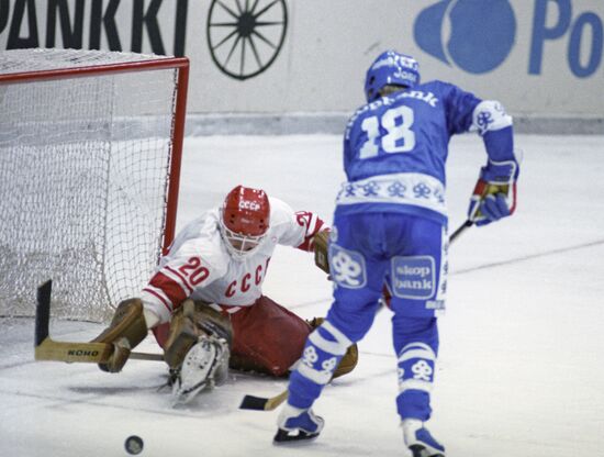 Hockey match between USSR and Finland teams