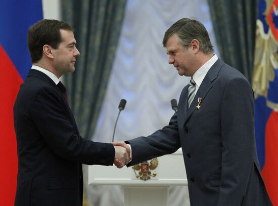 Dmitry Medvedev presents state awards in the Kremlin