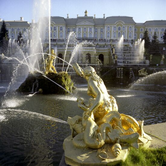 Grand Imperial Palace and Grand Cascade