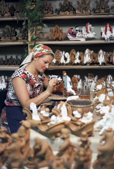 At "Belomorye Patterns" factory