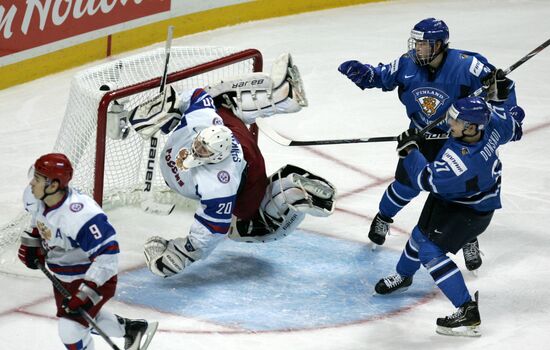 2011 World Junior Hockey Championship: Finland vs. Russia