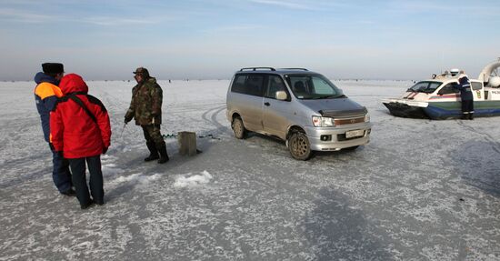 State inspection of Amur Bay area during ice fishing season