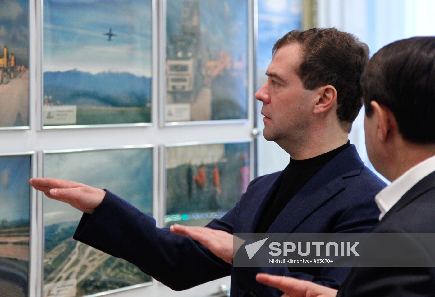 Dmitry Medvedev inspects runway at Adler airport