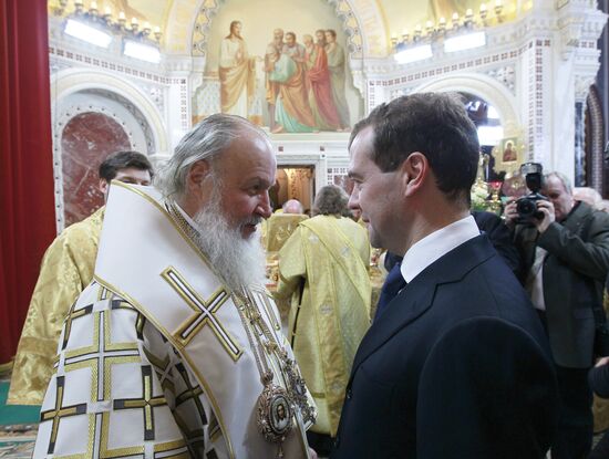 Dmitry Medvedev attends Christmas service in Moscow