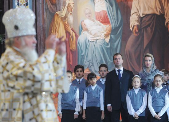 Dmitry Medvedev attends Christmas service in Moscow