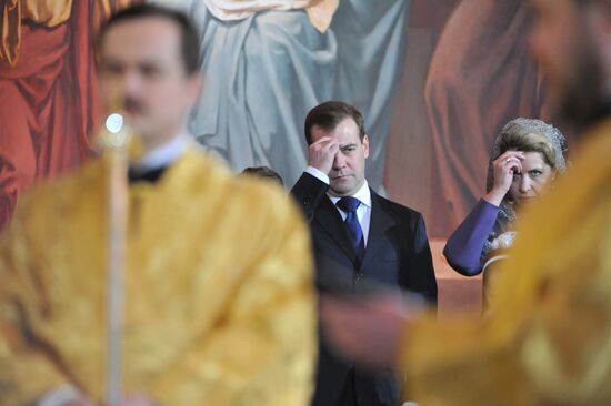 Dmitry Medvedev attends Christmas service in Moscow