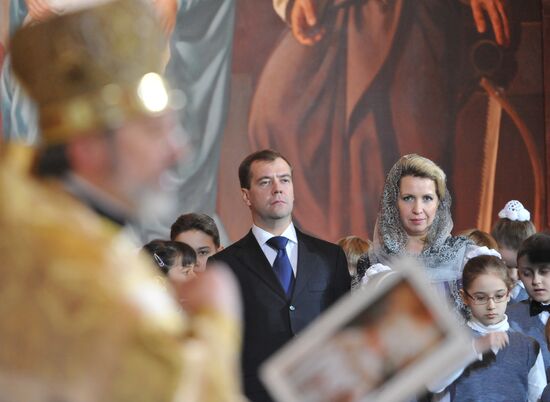 Dmitry Medvedev attends Christmas service in Moscow