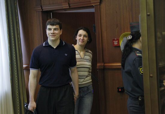 Hearings on case against Nikita Tikhonov and Yevgenia Khasis