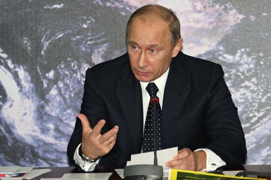 Vladimir Putin visits TSNIIMASH Institute