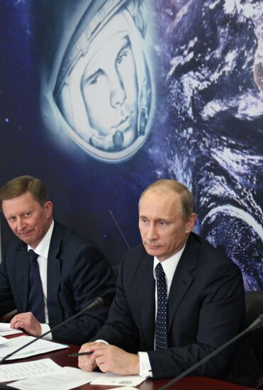 Vladimir Putin visits TSNIIMASH Institute