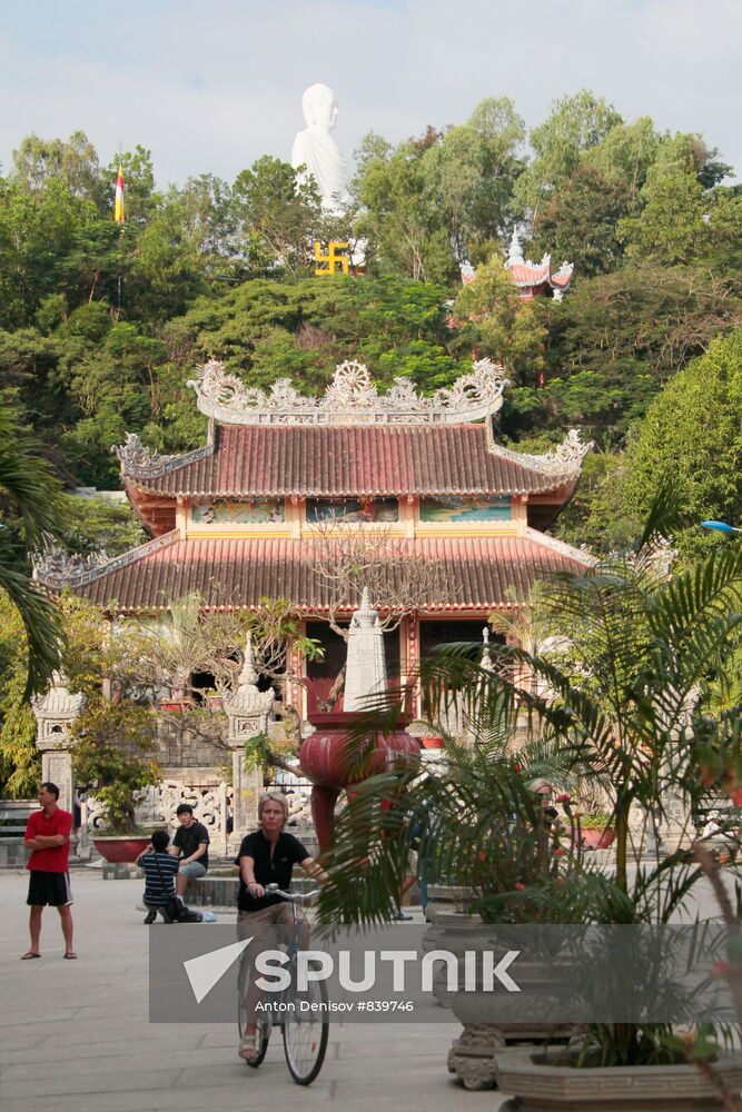 Long Son Pagoda