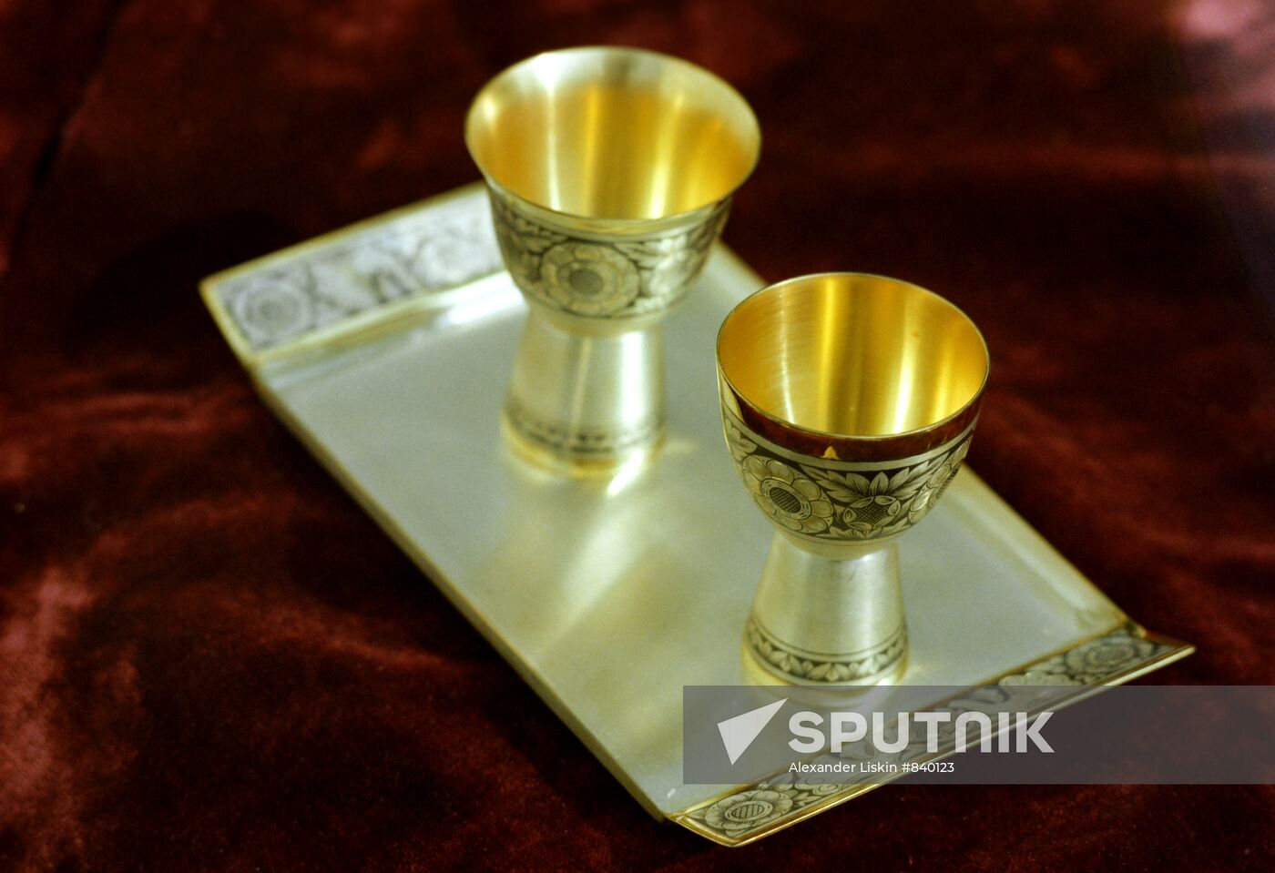 Wedding stoups on a tray